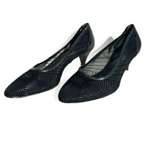 Vintage Prevata Black Textured Mesh Pleated Pointed Toe Kitten Heel Pumps Italy